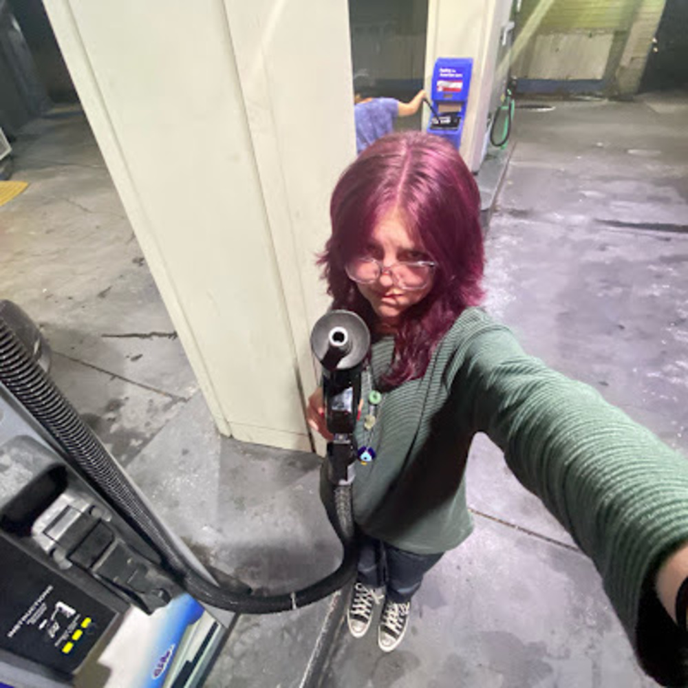 Meet your Posher, Luella